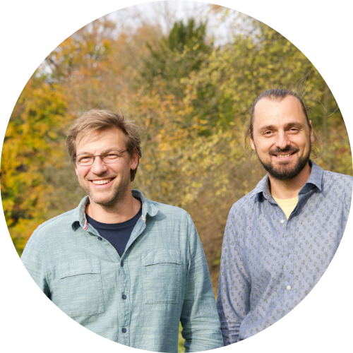 Wildbienen in der Schweiz: Bienenhotels entwickelt von Biologen und Wildbienenexperten